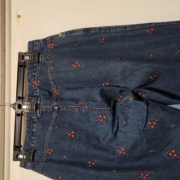 Vintage Liz Claiborne embroidered jeans - Picture 3 of 4